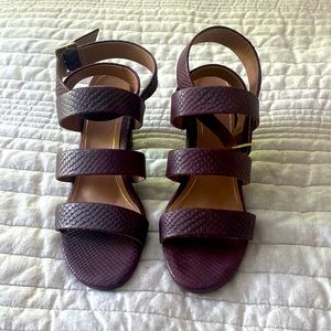 Vionic Perk Blaire Merlot Snakeskin Strap Heels Size 11